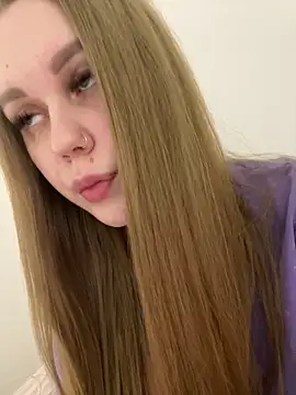 Marylallka5 is live now