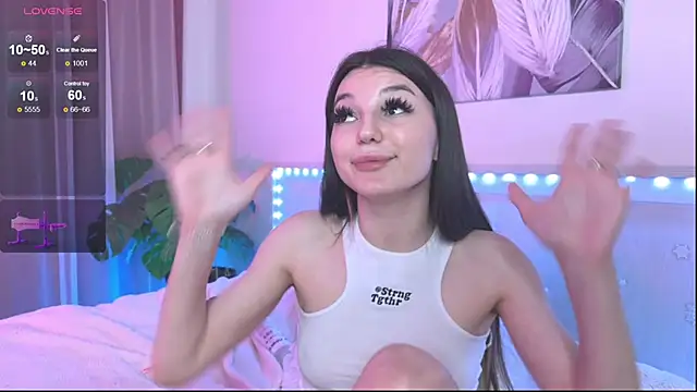 Veronica_leal is live now