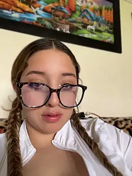 Baby__Otaku is live now