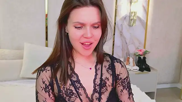 RihannaRose is live now