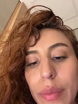 Katee_Jones is live now