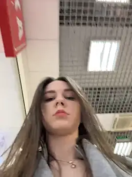 Ttixmila is live now