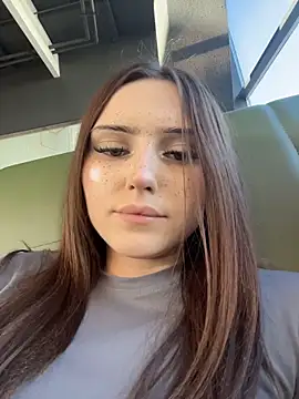 AnitaFly is live now