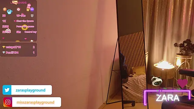 ZarasPlayground is live now