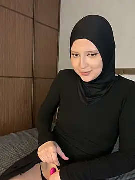 BlondyDream_ is live now