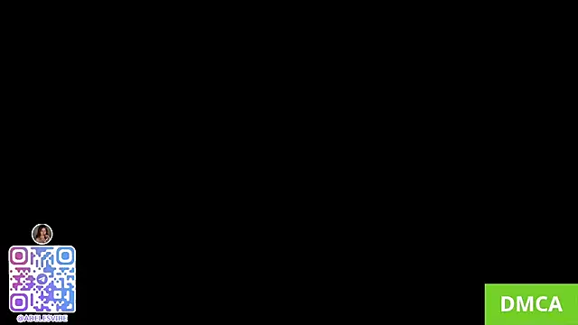 Adeles_vibes is live now