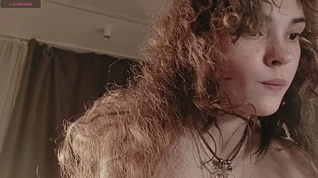 Dizer_clopy is live now