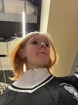 NinaParri is live now