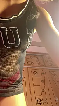 VICTORIA89 is live now