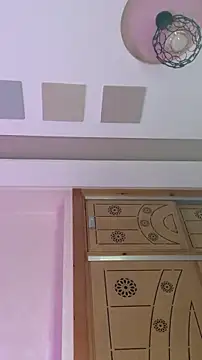 VICTORIA89 is live now