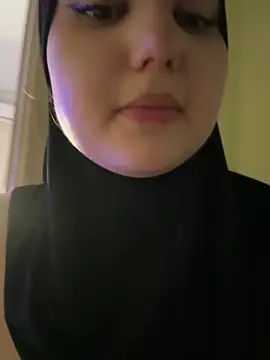 BlondyDream_ is live now