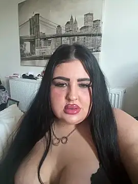 cbabyxox is live now