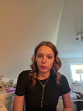 SophiaWestend is live now