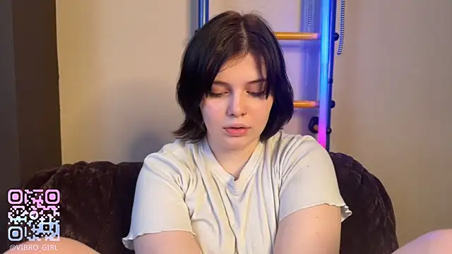 LoveIyBarbie is live now