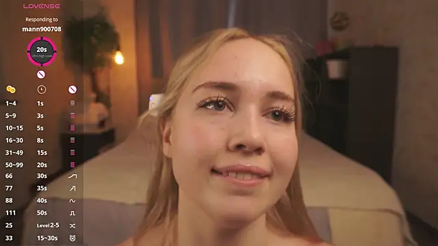 SusanneOsche is live now