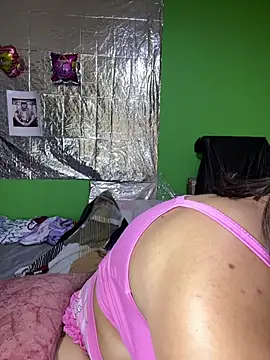 Norabyxxx is live now