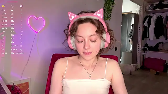 SlunkRear is live now