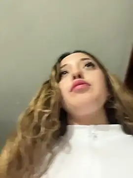 Baby__Otaku is live now