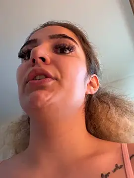CrazyJessika is live now