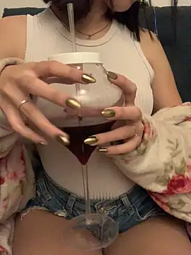 Branquinha_rose is live now