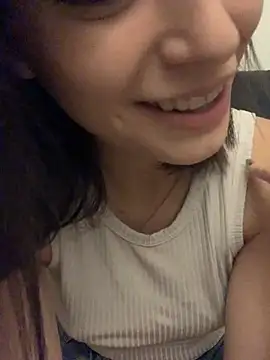 Branquinha_rose is live now