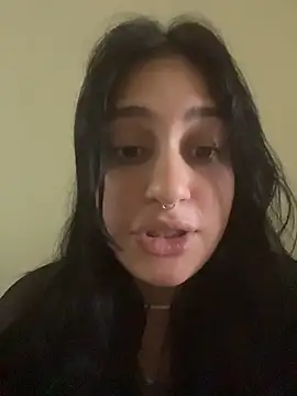 pudizinhaa_ is live now