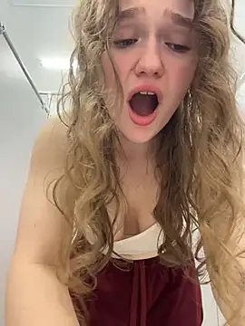 RussianWoman is live now