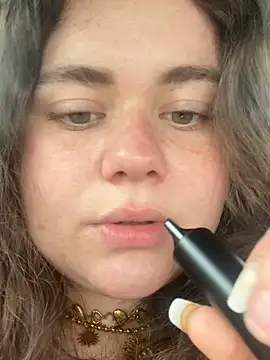 SummerHoney is live now