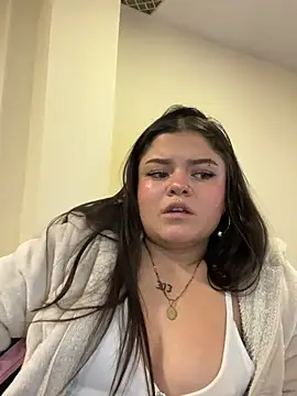 Camila_Duarte2 is live now