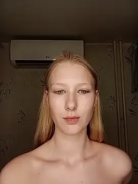 Tanya_Savel is live now