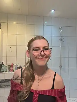 Lina-420 is live now