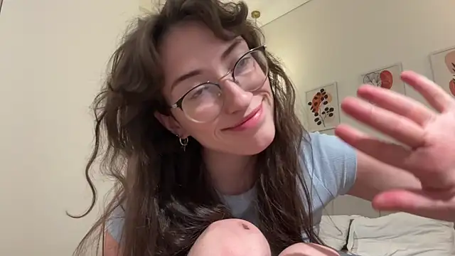 Kelly_Berry__ is live now
