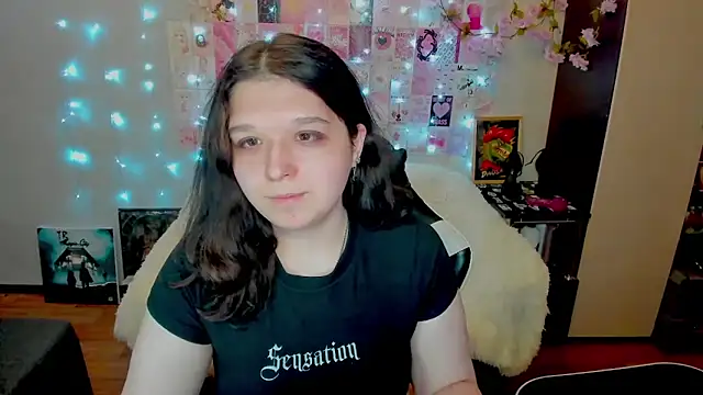 Kate_Acid is live now