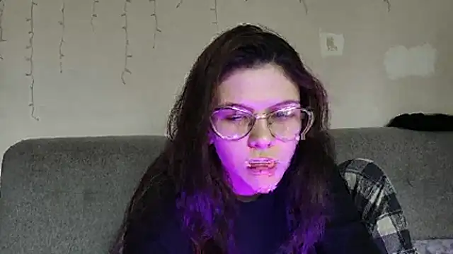 LaVostraDorothy is live now