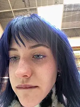 Only_April is live now