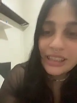 pudizinhaa_ is live now
