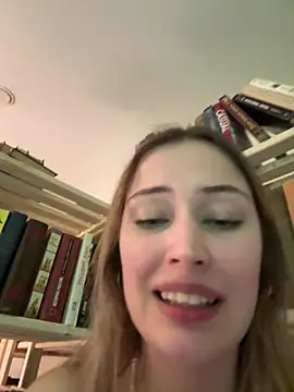 blonde_exe is live now