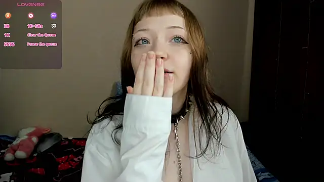 urmelodyy is live now