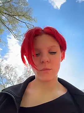 NinaParri is live now