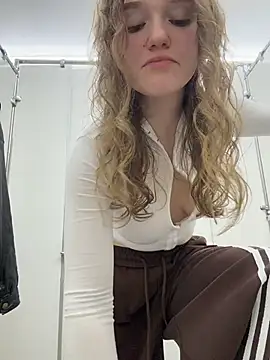 RussianWoman is live now