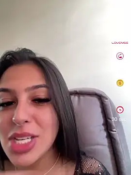 jujuarantes__2026 is live now