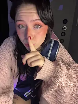 Alaskahosh is live now