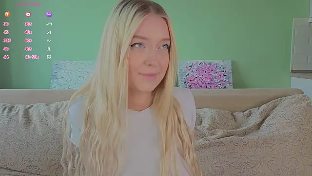 Chanelbayerr is live now