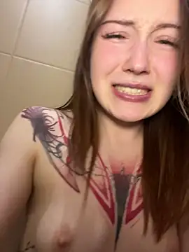 EliteBitch is live now