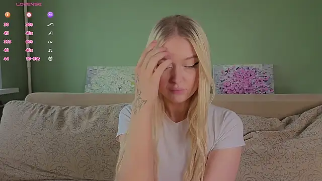 Chanelbayerr is live now