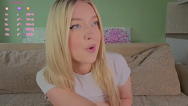 Chanelbayerr is live now