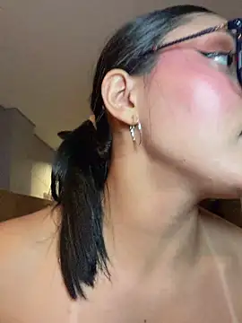 zui_lu is live now