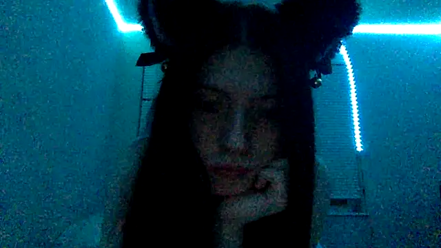 Munchkinbaby72318 is live now