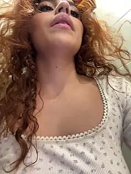 Katee_Jones is live now