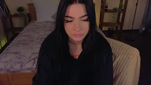 LisaaLiss is live now